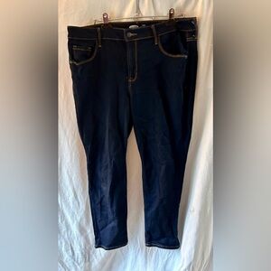 listing-status-banner